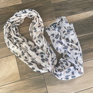 Express NWT leopard print lightweight fashion scarf